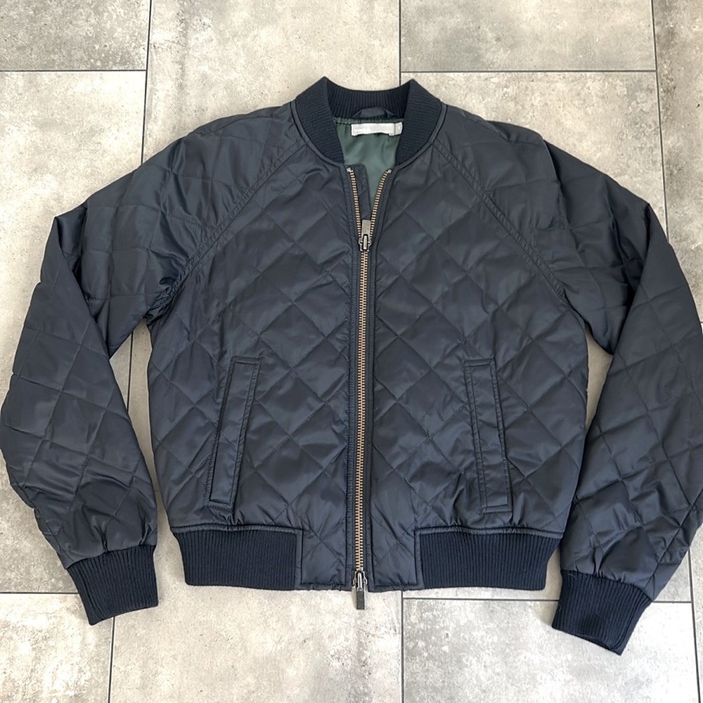 NEW Vince quilted bomber zip jacket in Costal Blue navy XS - Picture 2 of 8